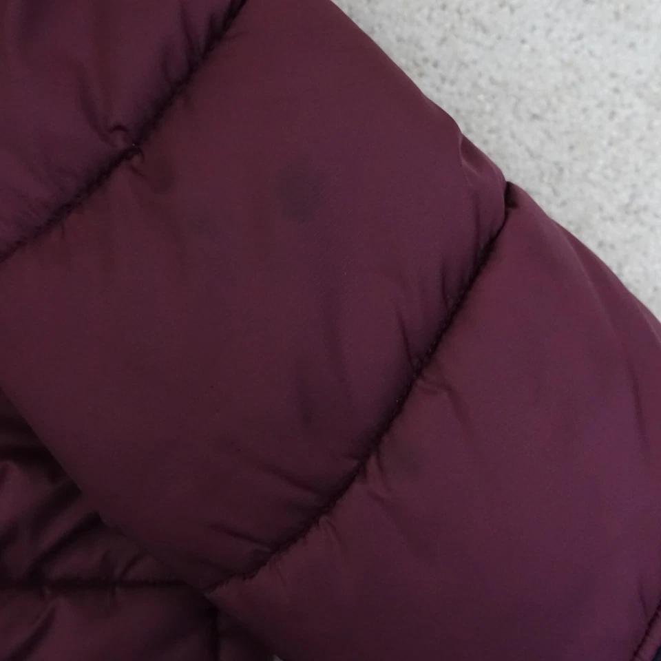 Chaqueta North Face Mujer Mediana Puffer Malbec Rojo Granate Damas Abrigo con Capucha Foto 3 de 4