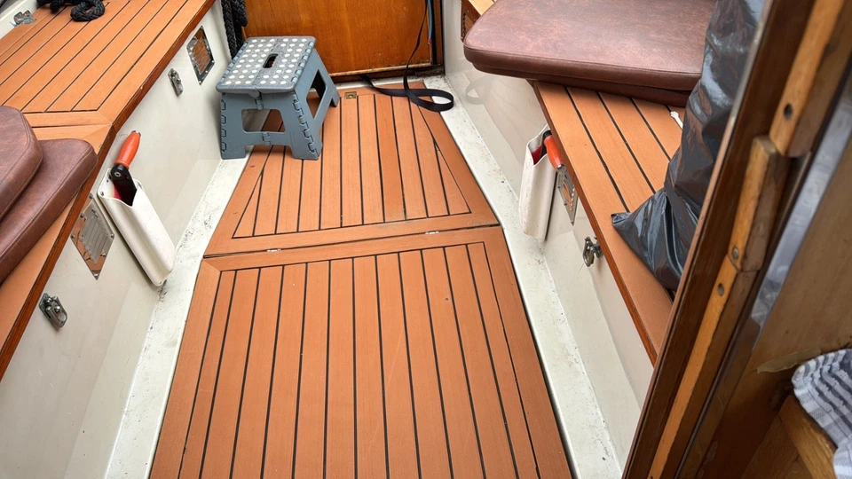 LM 26 Motor sailing yacht - Image 2 of 4