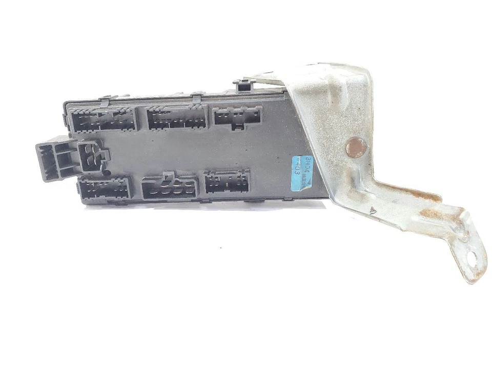 Mitsubishi 3000GT 1994 OEM interior caja de fusibles sin cubierta  Foto 3 de 4