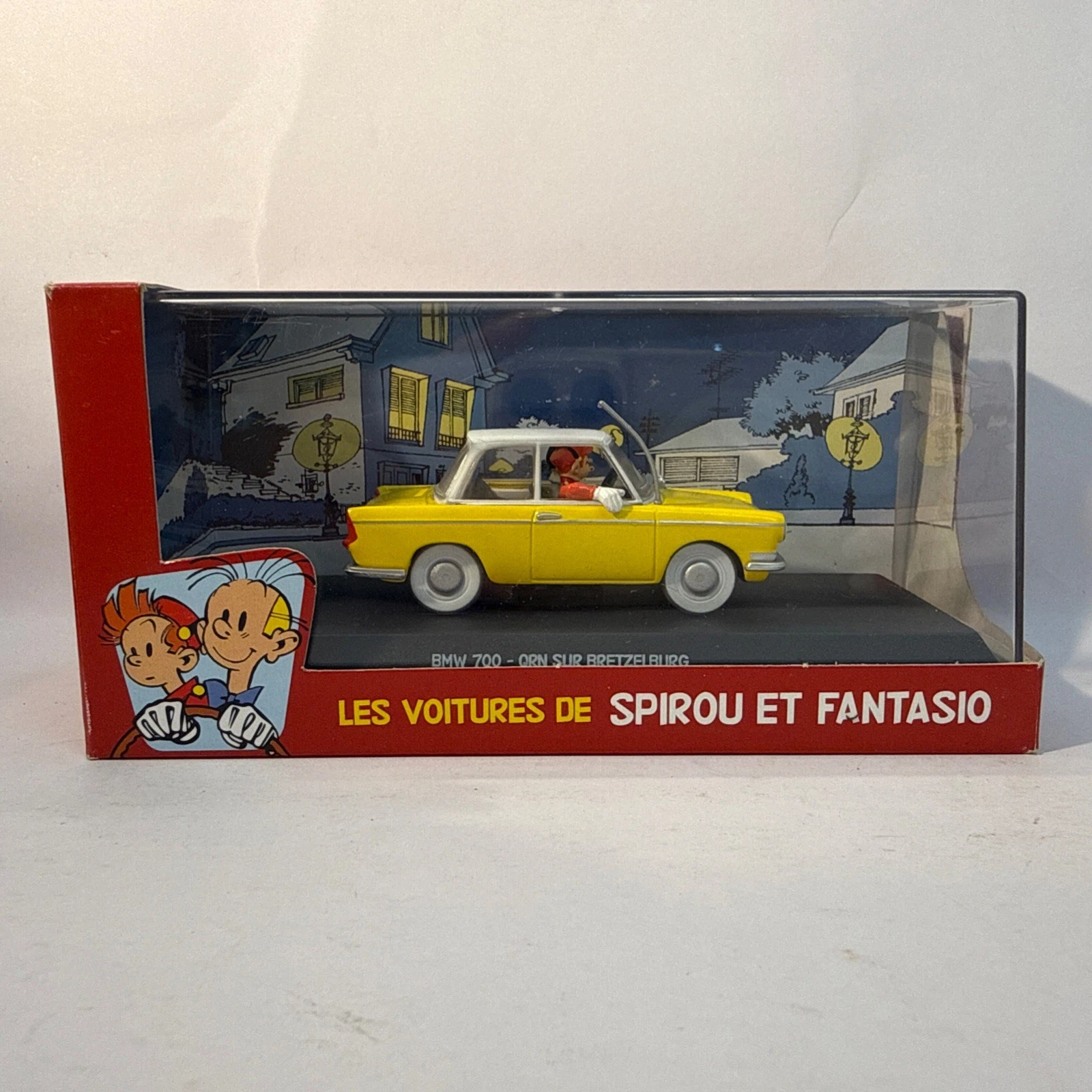 Voiture Miniature Spirou Et Fantasio BMW 700 QRN Sur Bretzelburg