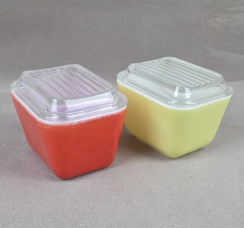 2 Vintage Pyrex Glass Refrigerator Boxes 1.5 cup Yellow & Red Clear Tops MCM