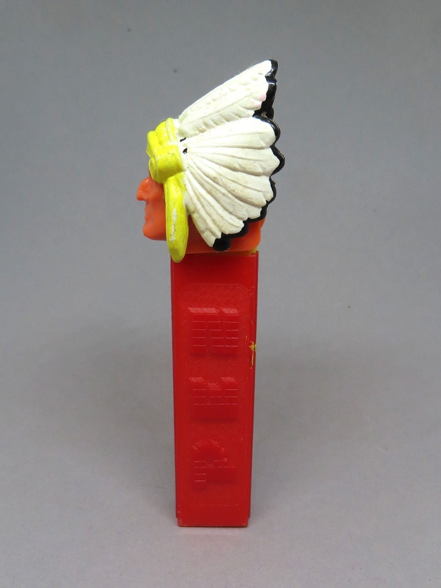 Vintage Indian Chief Native American PEZ Dispenser No Feet Made in