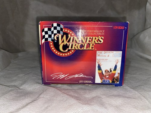 NASCAR’s 50th Anniversary - #24 Jeff Gordon - 1998 Dupont Rainbow Chevrolet Mont - Picture 8 of 8