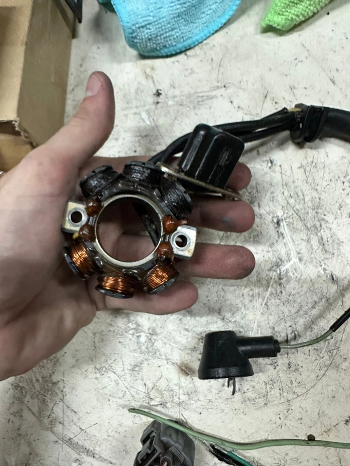 Estator Suzuki RMZ250 2004 (hay que conectar) Foto 4 de 4