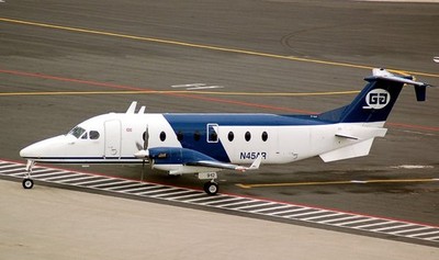 Beechcraft 1900 Beech 1900D Autec Desktop Wood Airplane New Model Small 1/72