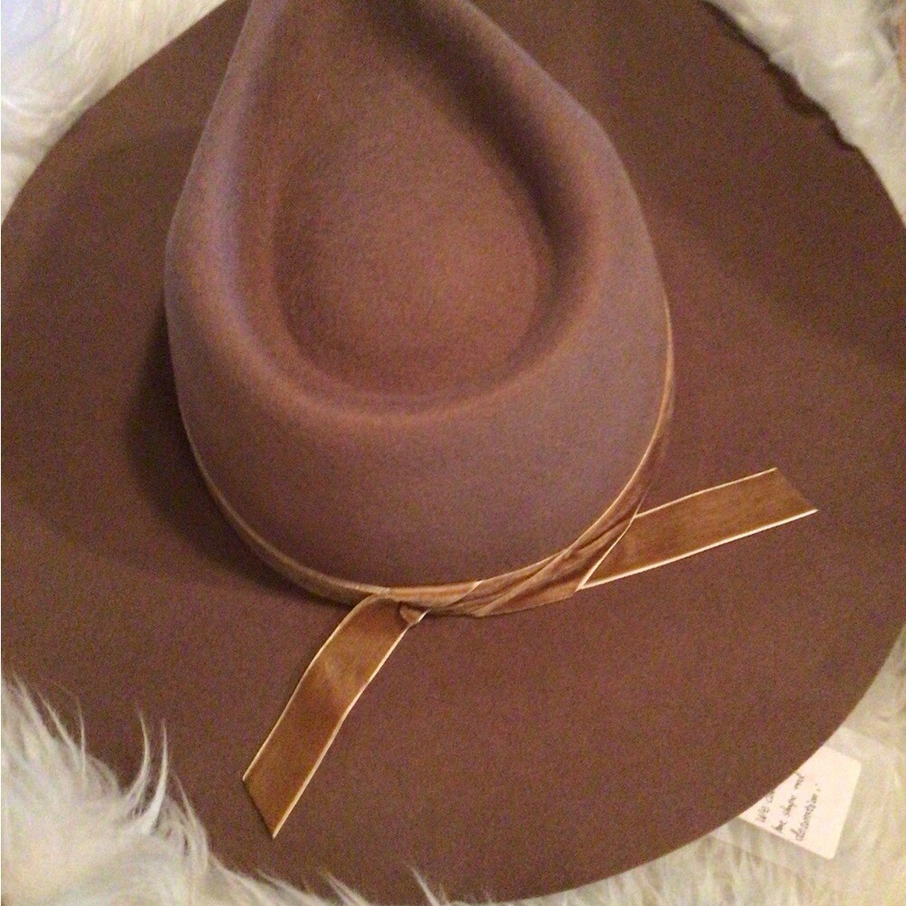 New! Rare Wyeth velvet band rancher NEW! Rare WYeth Feathered Rancher | Mercari main image 4