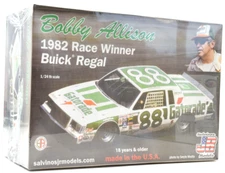 Salvinos JR Models Bobby Allison "Gatorade" 1982 Buick Regal 1/24 Model Car Kit