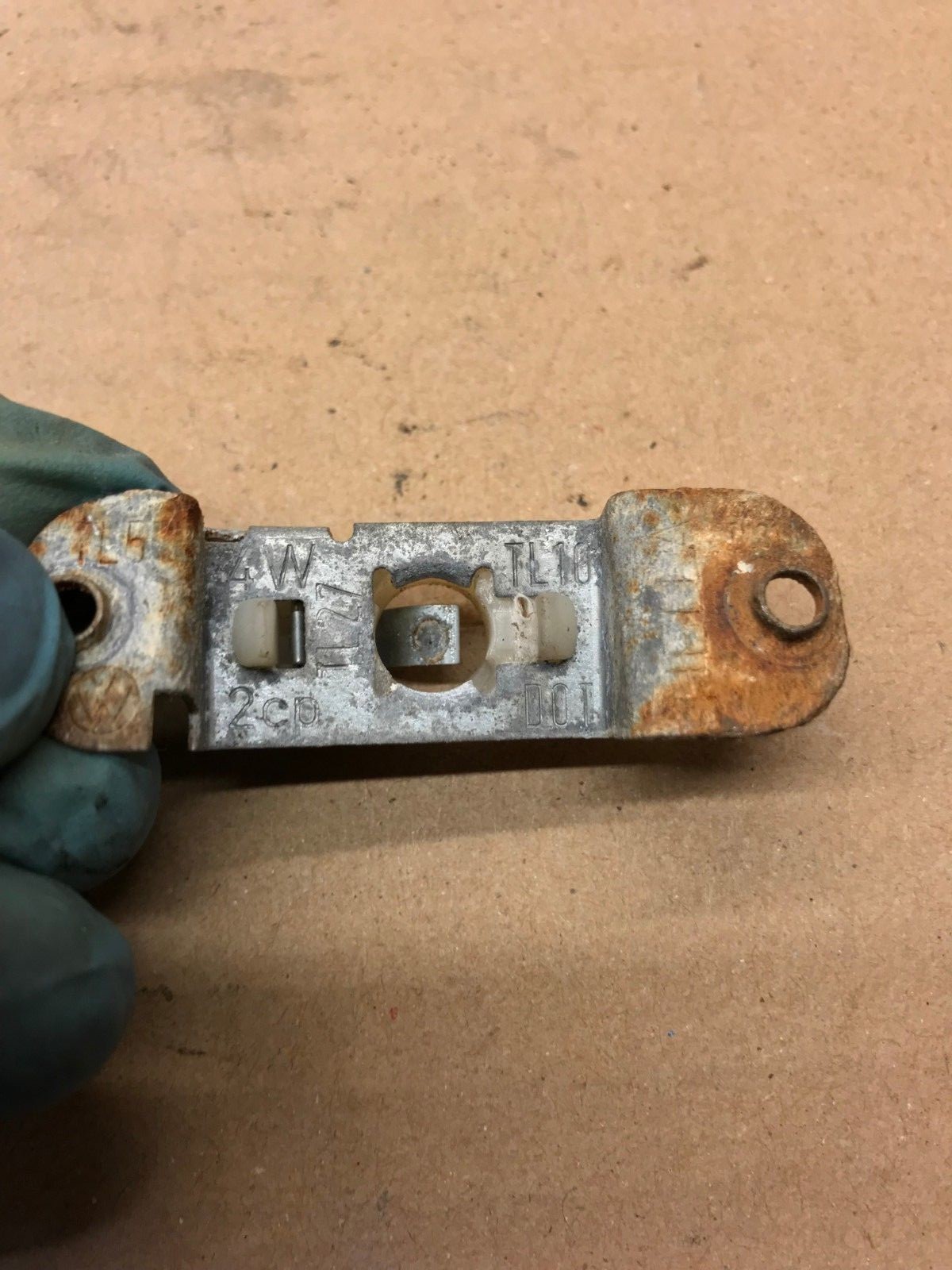 VW GOLF MK1 REAR NUMBER LICENSE PLATE BULB HOLDER eBay