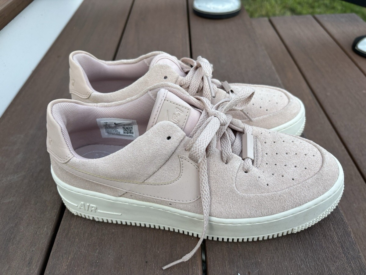 nike air sage low beige