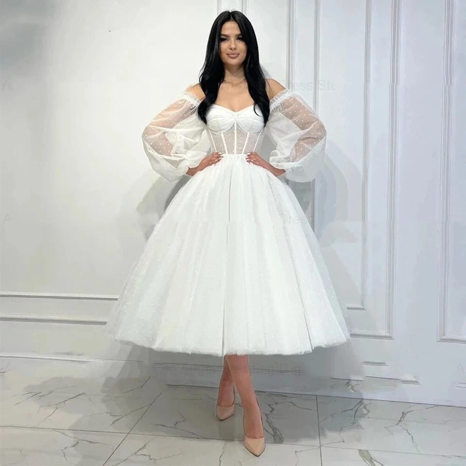 Vestidos de novia cortos mangas desmontables fuera del hombro dulces vestidos de novia con cinturón Foto 2 de 4