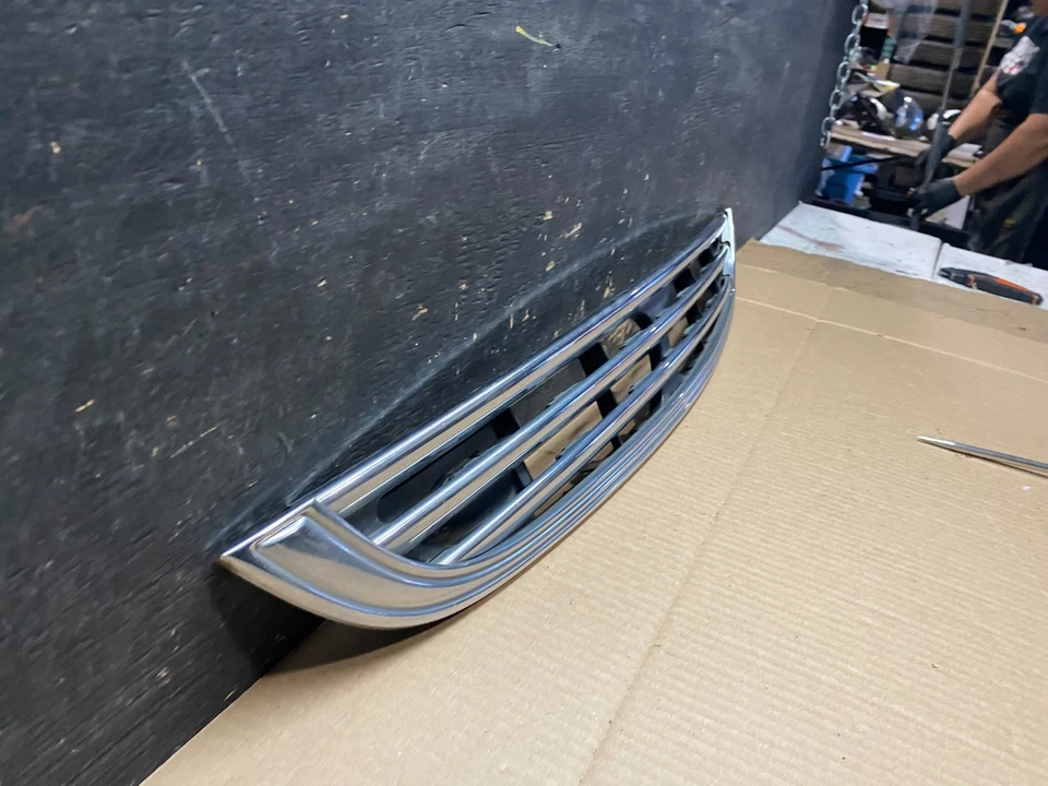2007 to 2009 Mini Cooper Front Upper Grille Grill T6546 DG - Image 3 of 4