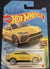Hot Wheels - 2020 HW Exotics 1/10 '17 Lamborghini Urus 213/250 (GHB36) 1:64