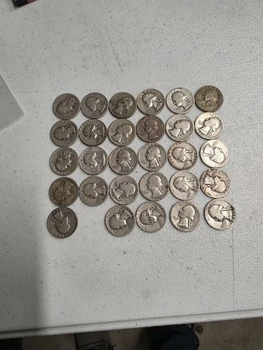 29 SILVER QUARTERS 90% SILVER MIXED DATES BELOW SPOT ON BUY IT NOW!!!