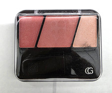 NEW COVERGIRL INTANT CHEEKBONES CONTOURING BLUSH-21O Peach Perfection