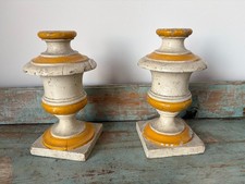 Altar Vase - 2 x - gefasst - antik - ca  1850 - bemalt Fragment - Holz - Sakral