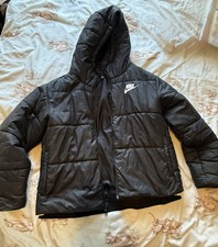Nike Sportswear Classic Puffer Jacket  black hooded coat New Without Tags Xl