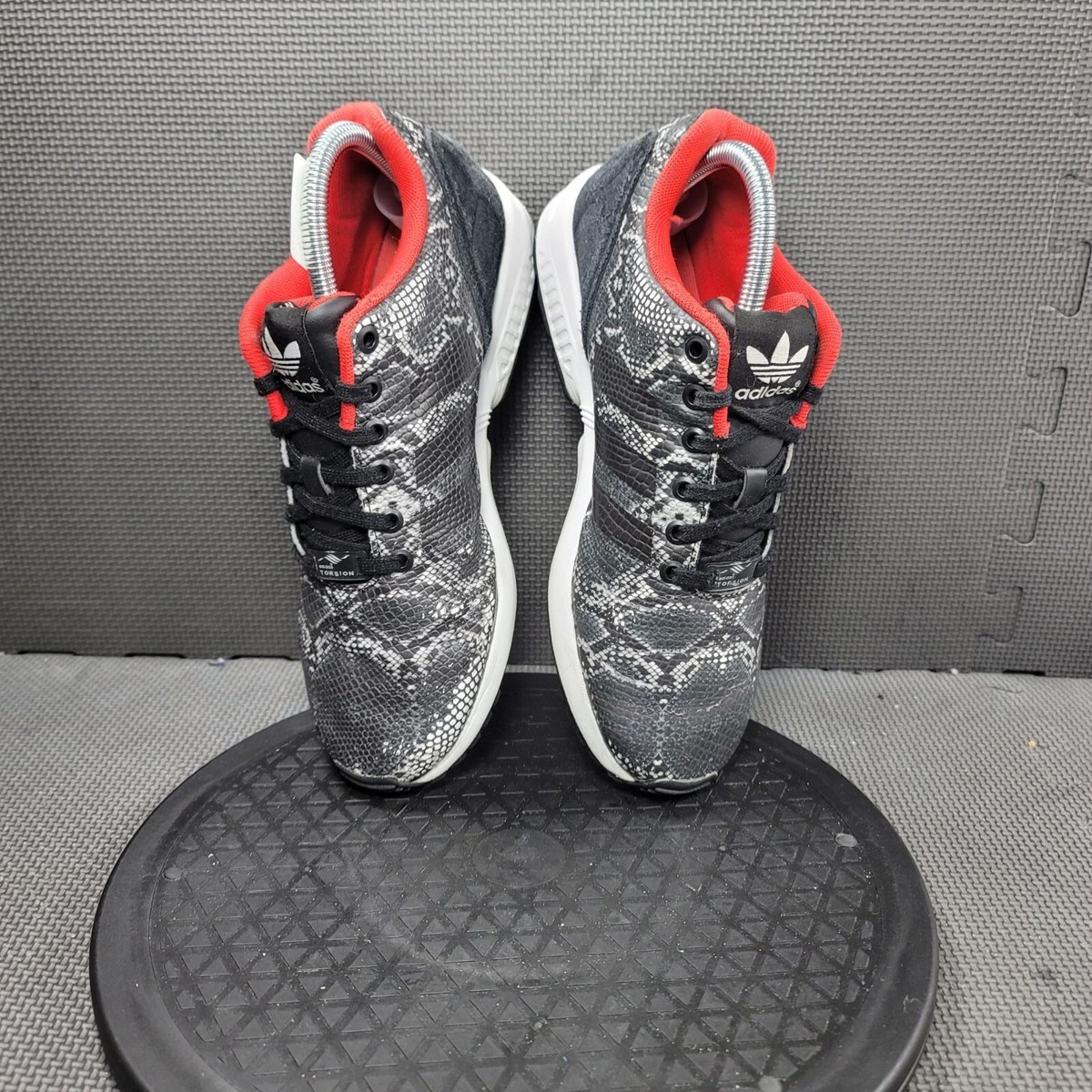 Adidas ZX Flux Shoes Womens Sz 8 Black Red Snakeskin