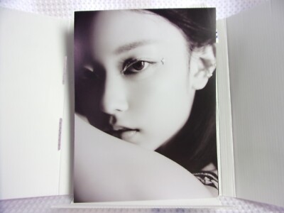 NewJeans 1st EP Album Bluebook HYEIN Ver Kpop - w CD Stickers