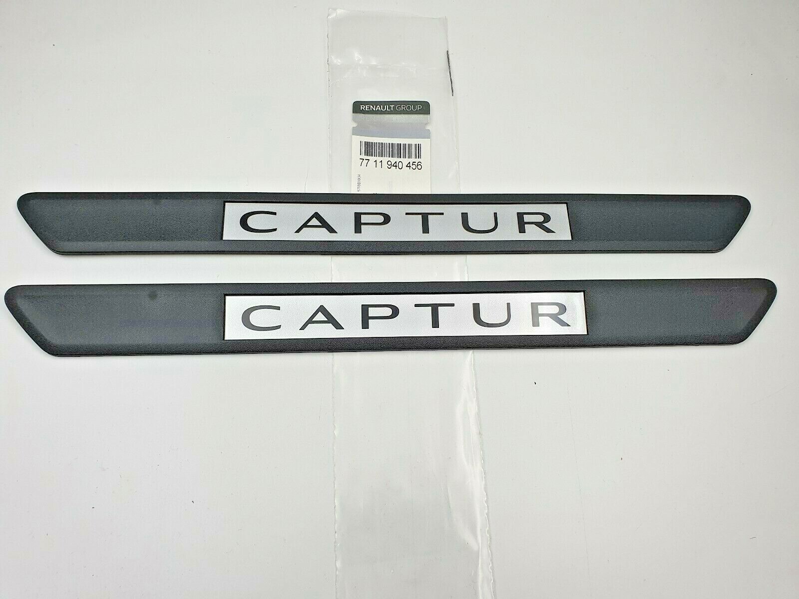 Seuils de porte Renault Captur II parfaits pour préserver votre voiture lors des sorties en famille