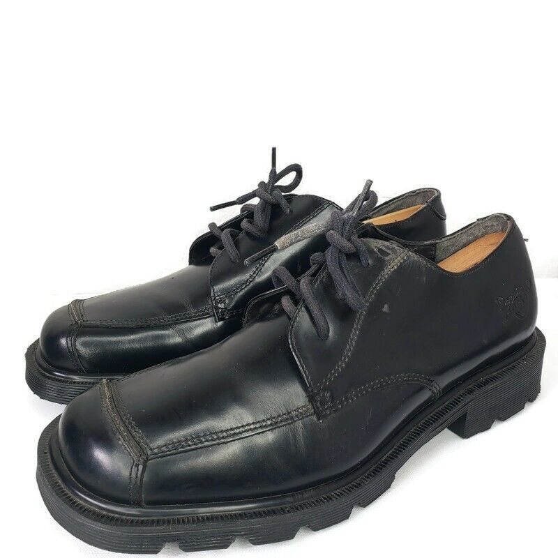 Dr Martens Men's Size 9 US Air Wair Black Leather Lace up Dr Martens Men's Size 9 US Air Wair Black Leather Lace up