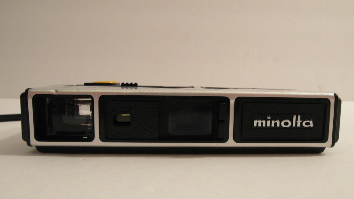 RARE VINTAGE RETRO FULLY WORKING MINOLTA POCKET AUTOPAK 70