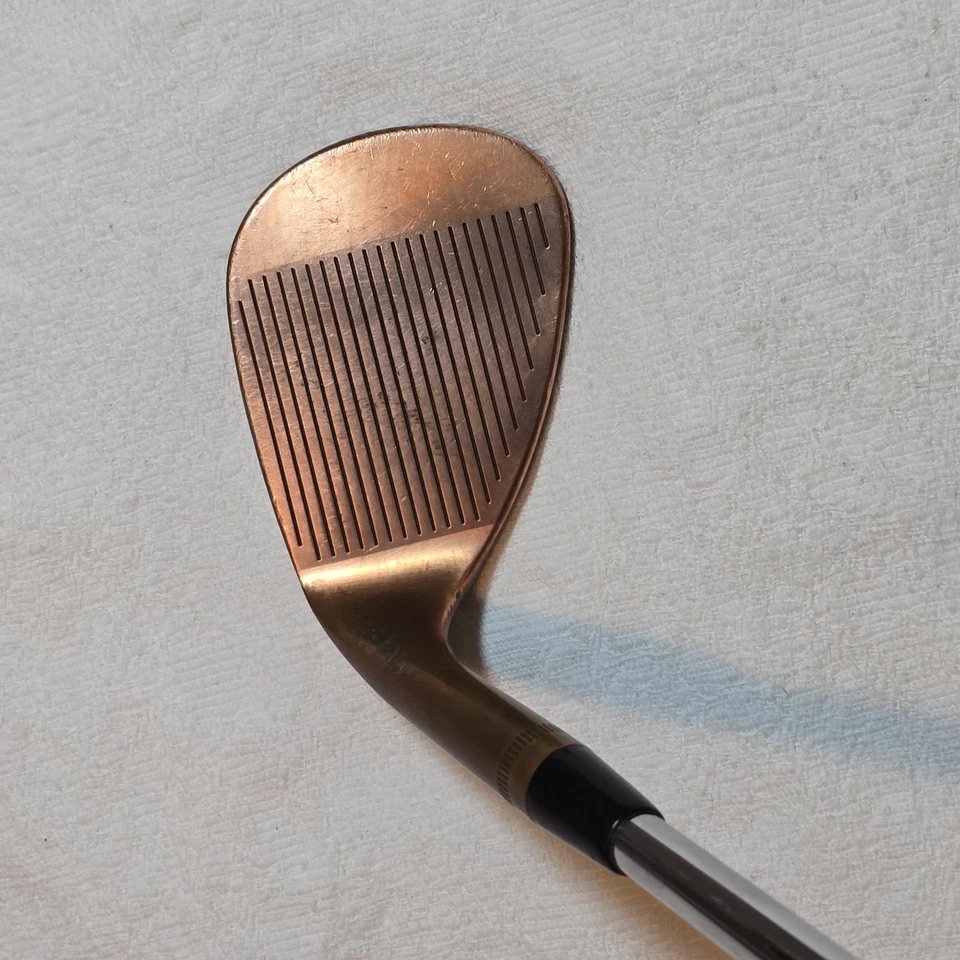 Cuña forjada Callaway 58 acabado cobre diestro 36" Foto 3 de 4