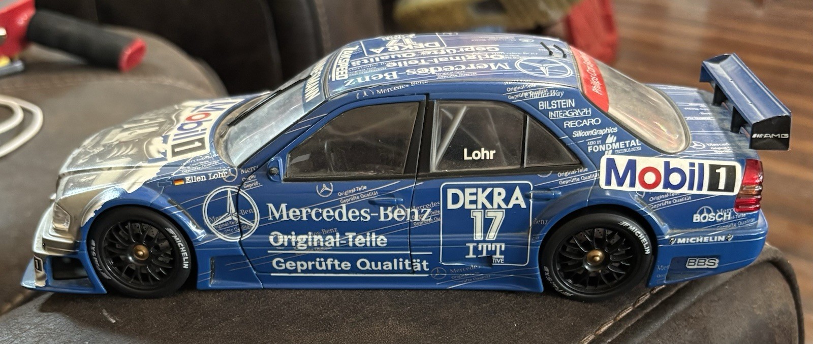 Picture 3 of 6