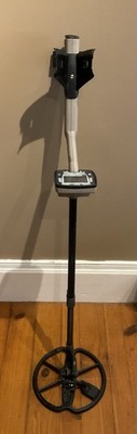 MINELAB Safari Metal Detector