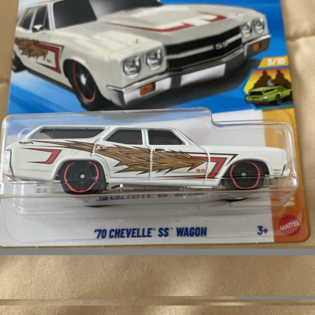 Hot Wheels 2026 Mainline Wagons '70 Chevelle SS Wagon White #110