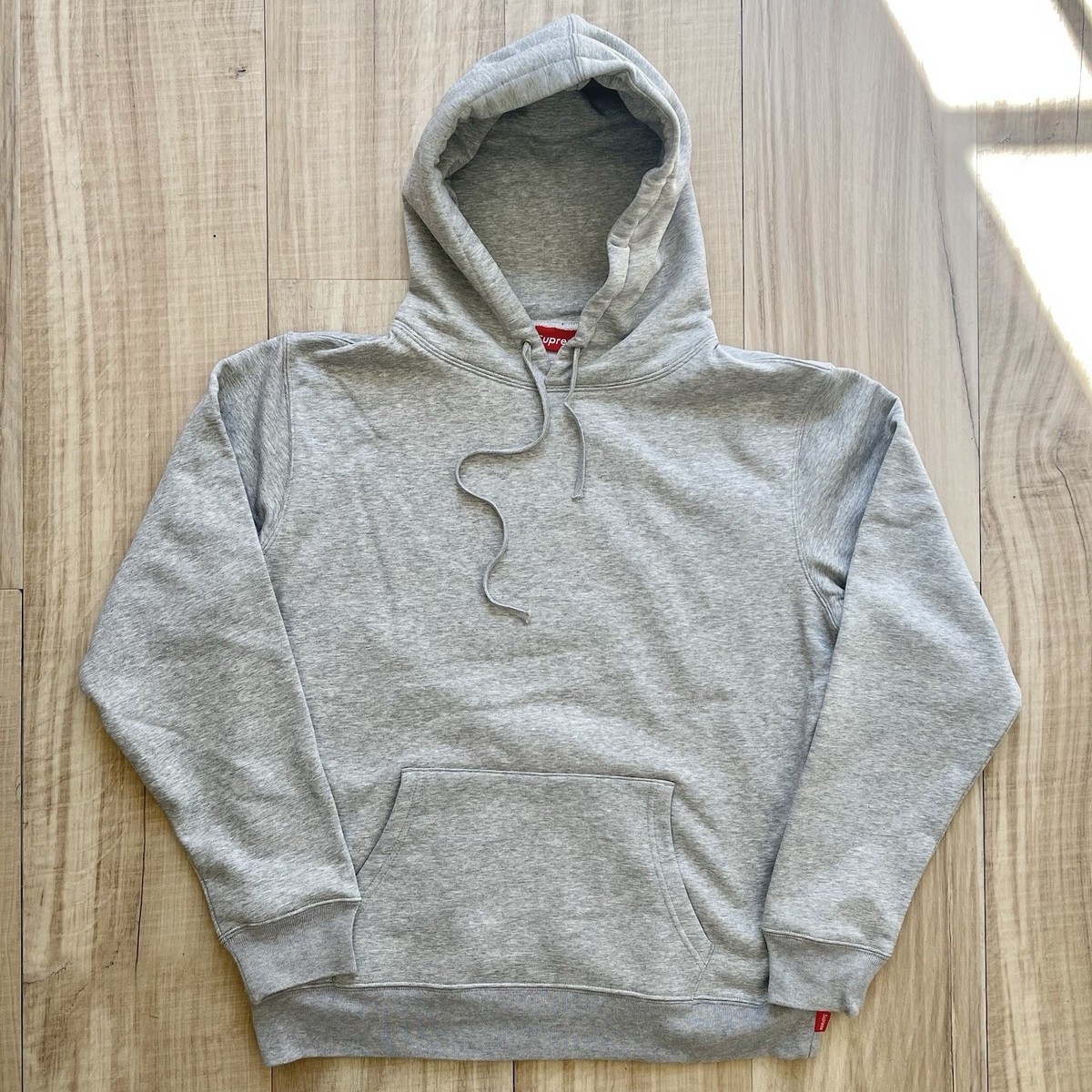 Supreme Satin Appliqué Hooded Sweatshirt Fall/Winter 2024 Preview – Supreme