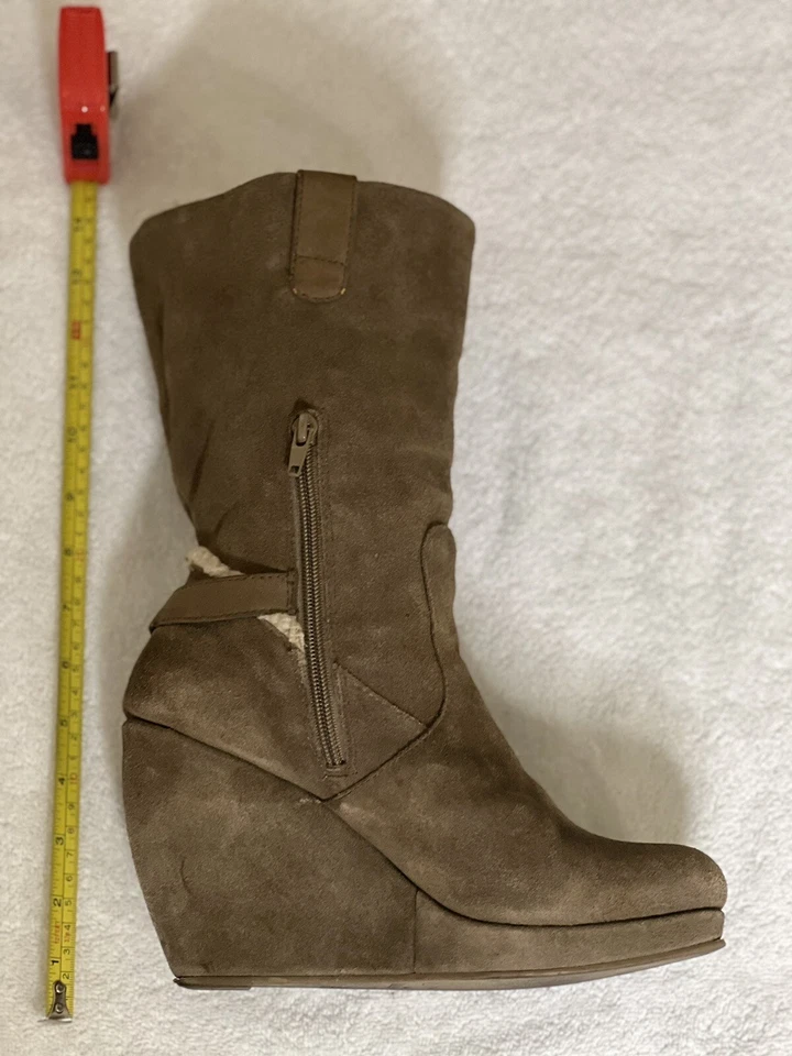 Nine West Wedge Boot Us Women Size 9, Fur Lining - Image 4 of 4