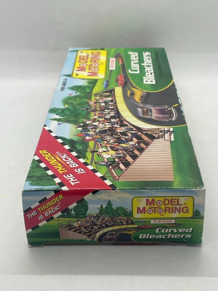 1999 Model Motoring HO Scale 9" Curve Tracks Curved Bleachers - Image 2 of 4