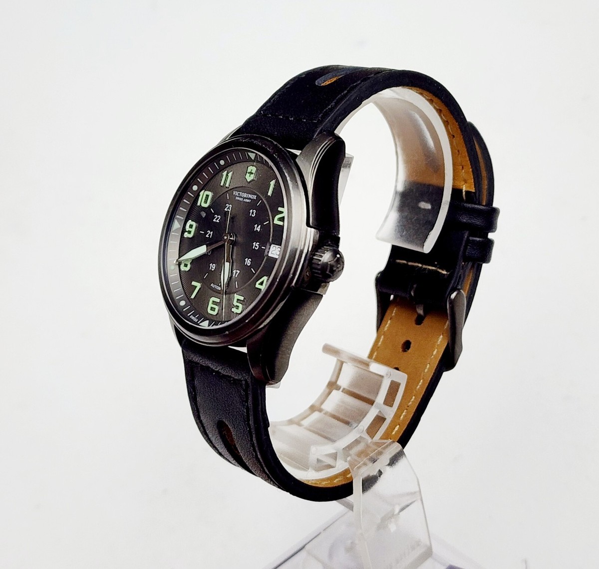 Men's SWISS AUTOMATIC Watch VICTORINOX SWISS ARMY 