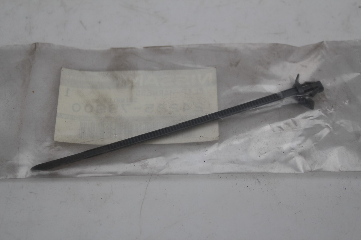 小物 KN Kerker Round Hardware Kit Fits: Kawasaki 1994-1997 ZX900