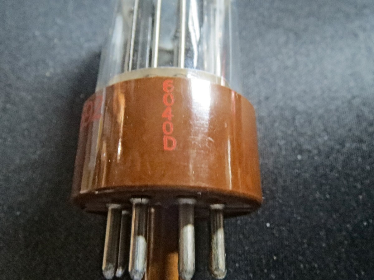 JAN-CHY-5692, CBS-HYTRON BRAND. HIGH QUALITY 6SN7 JAN-CHY-5692, CBS-HYTRON BRAND. HIGH QUALITY 6SN7