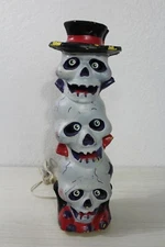 Vintage Halloween Lighted Stacking Skulls Totem The Tower Paper Magic Group 1998