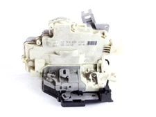 3C4839016B Locking Latch Connector Rear Right Volkswagen Passat 1.4 M