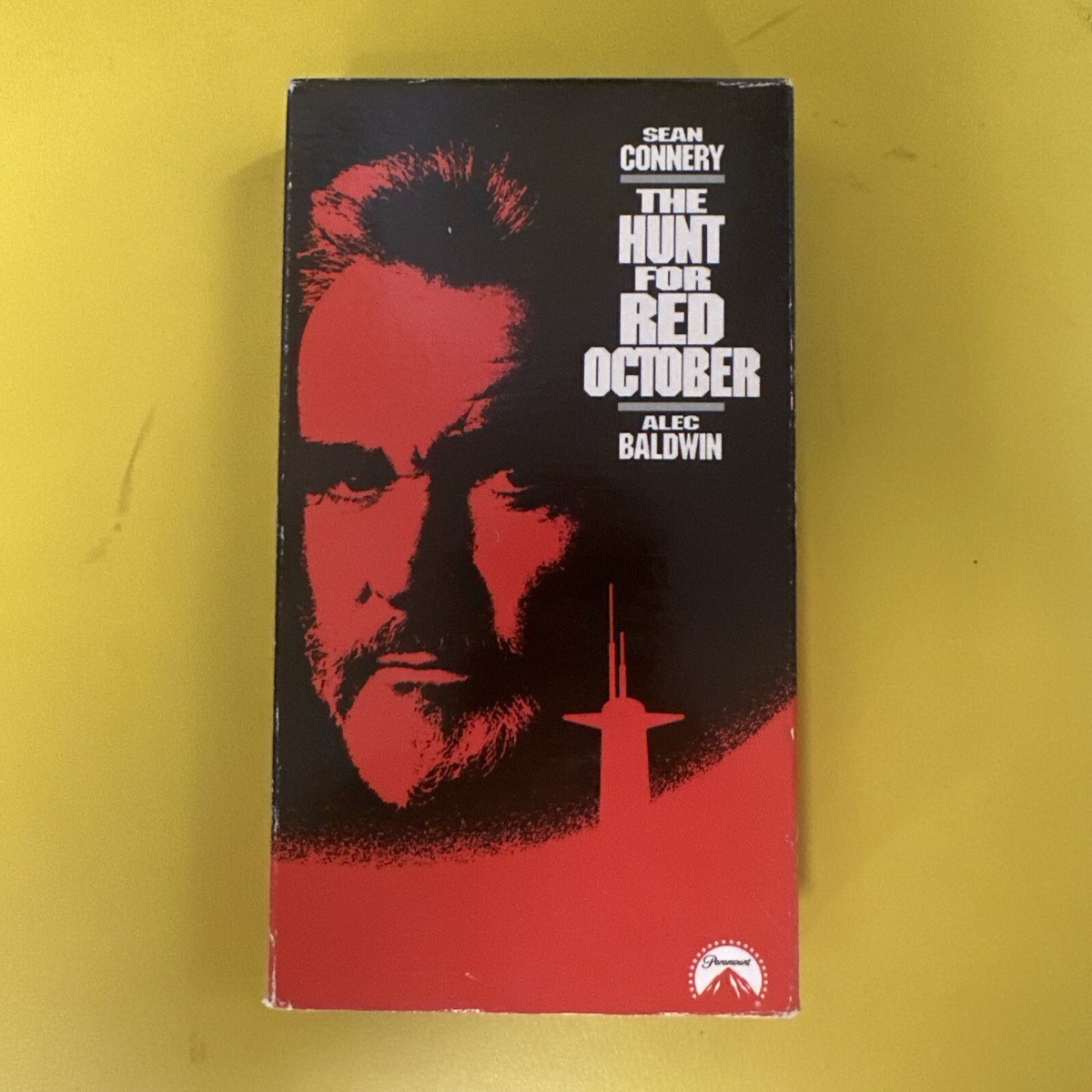 ＶＨＳ、赤い疑惑、１０本セット!値段下げました。６，５００円デス。 Hunt for Red October (VHS) No Mold Tested Free Shipping