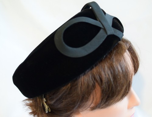 Vintage Black Velvet Pillbox Fascinator 