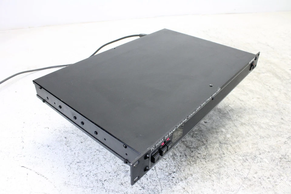 TC electronic TC 1128X 28 band graphic equalizer/spectrum analyzer (No.4) - Image 4 of 4