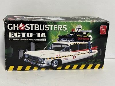 Ghostbusters ECTO-1A 1/25 AMT Model Kit Skill Level 2 Ages 10+ New