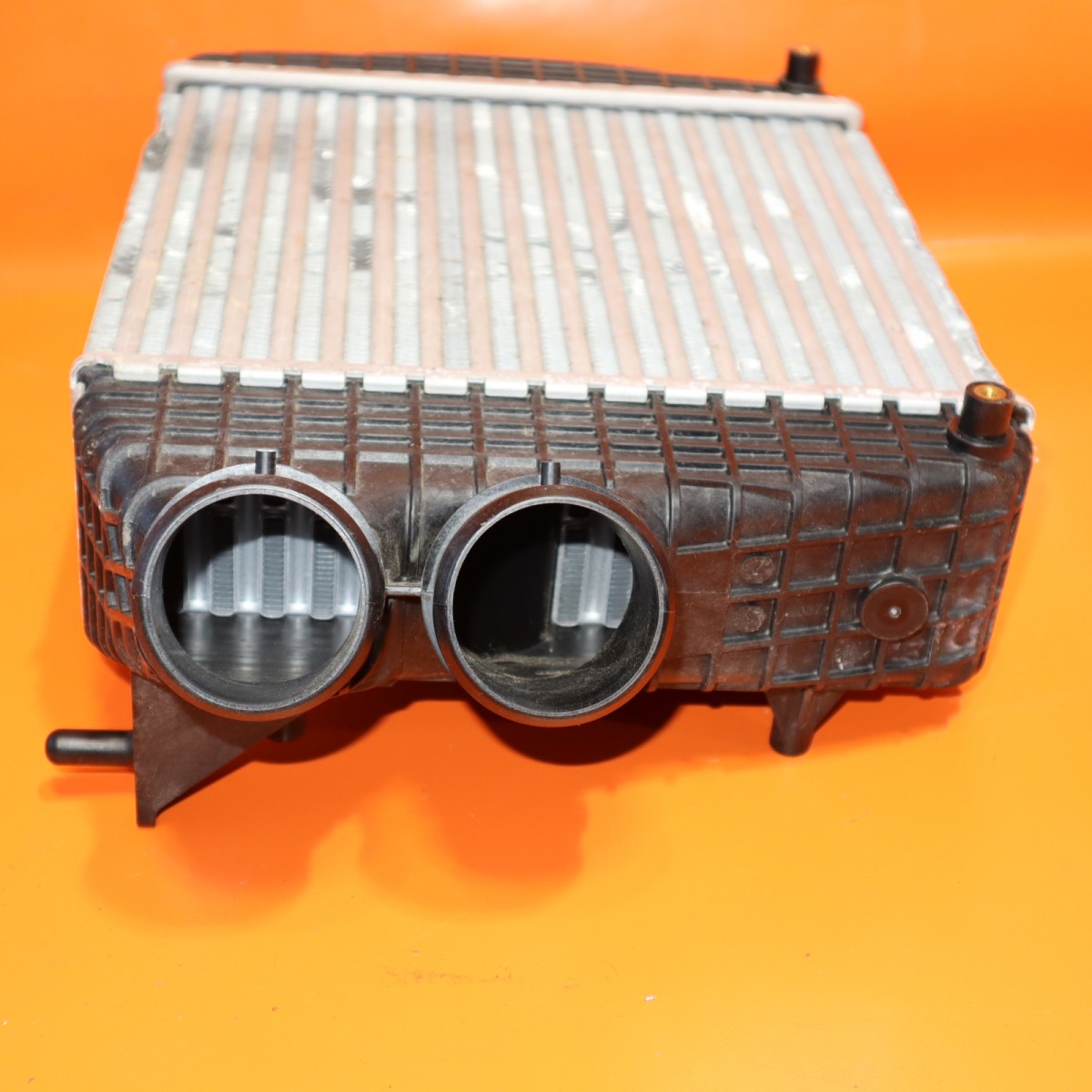 MASERATI GHIBLI INTERCOOLER LEFT DRIVER 2014 2015 2016 2017 2018 2019 2020 OEM