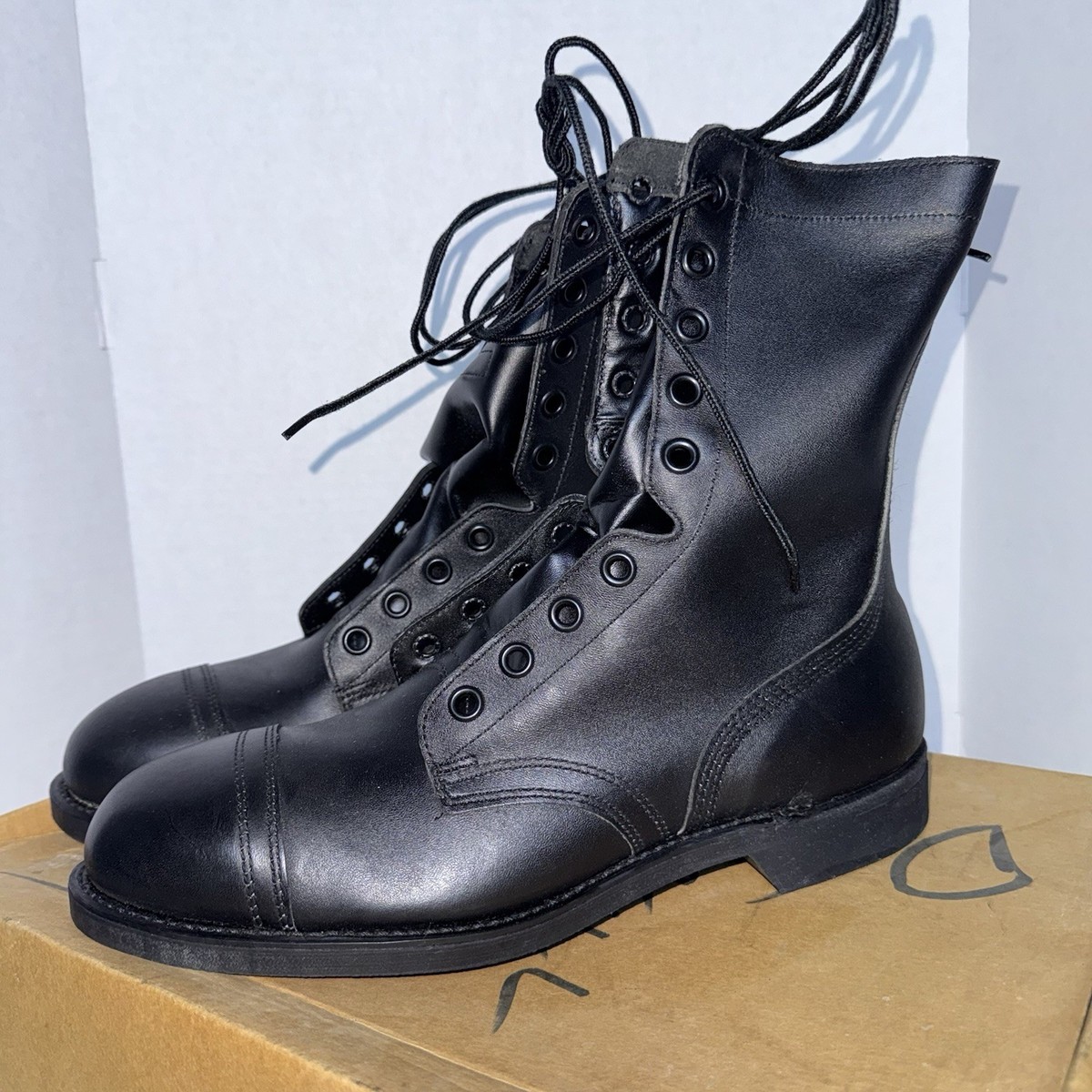 Vintage 97 Black 10.5 Leather Combat Boot COVE Military  display picture 1