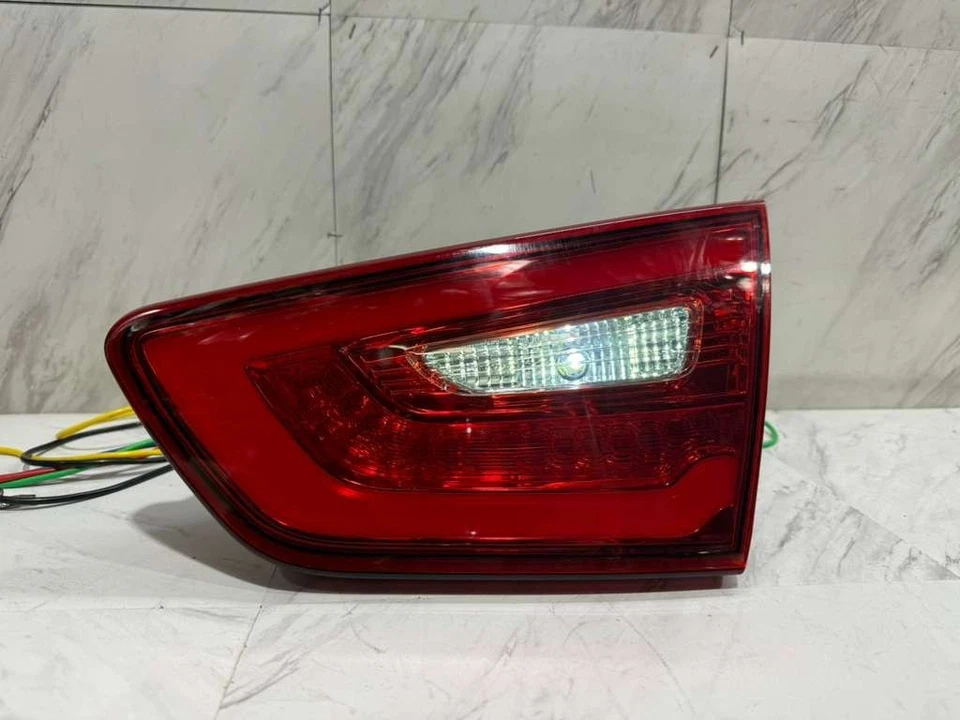 2014 2015 KIA OPTIMA INNER TAIL LIGHT OEM RIGHT PASSENGER SIDE LED 92404-2T620 - Image 3 of 4