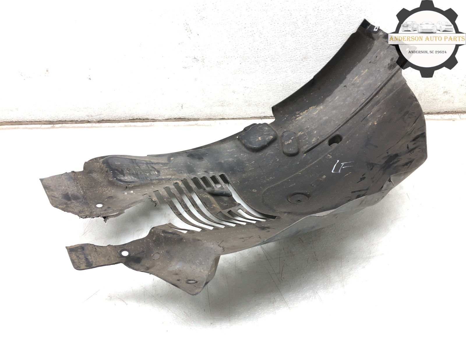 2014-2022 MASERATI QUATTROPORTE LEFT DRIVER FRONT FENDER LINER SPLASH SHIELD ##
