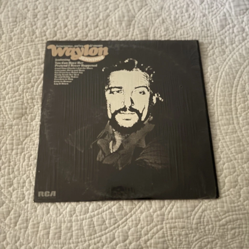 Waylon Jennings Vinyl Record Lonesome, On'ry & Mean LP by 1976 RCA Victor - Image 4 of 4
