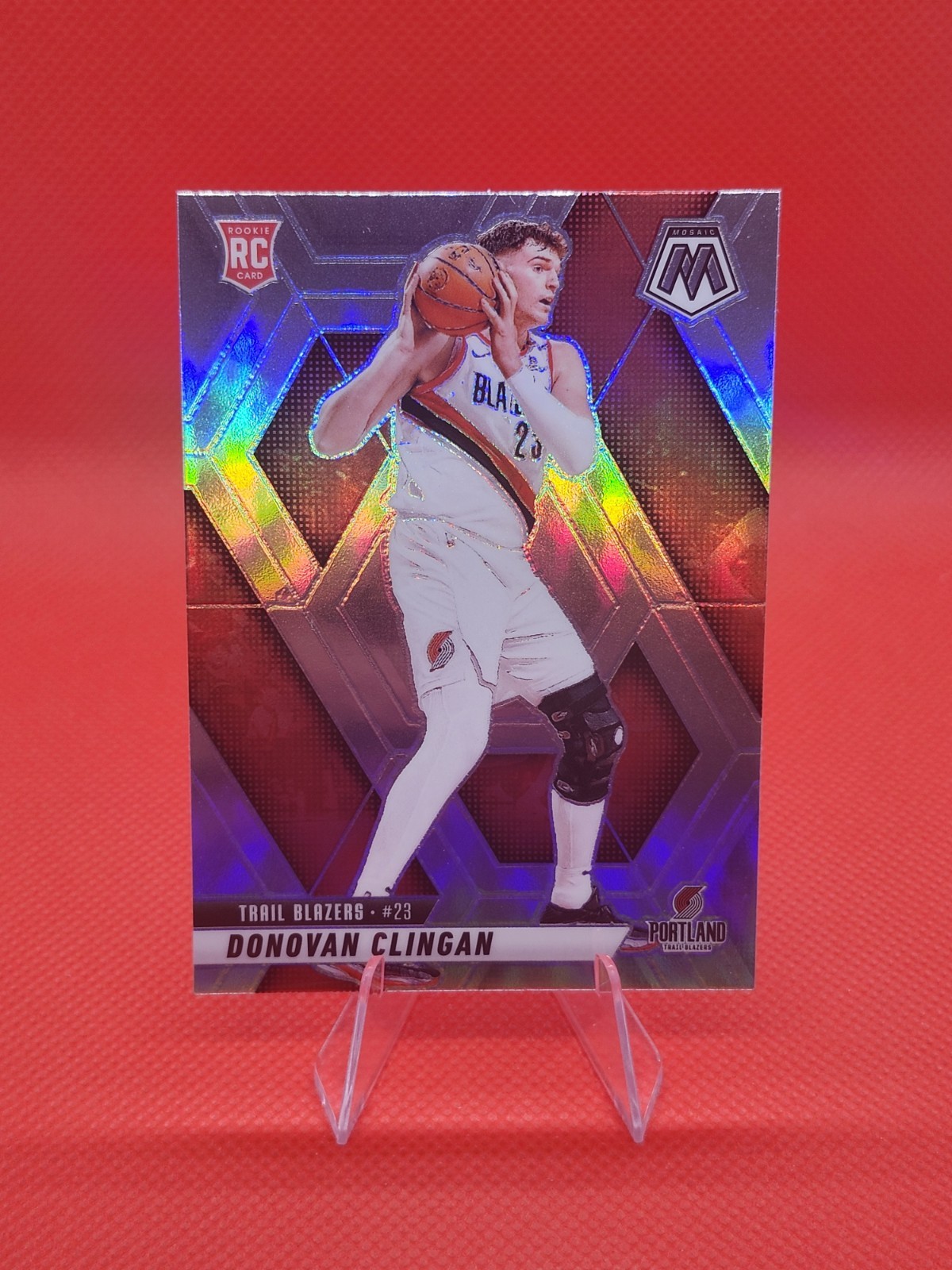 2024-25 Panini Mosaic - Rookies Donovan Clingan #246 Silver Prizm (RC)