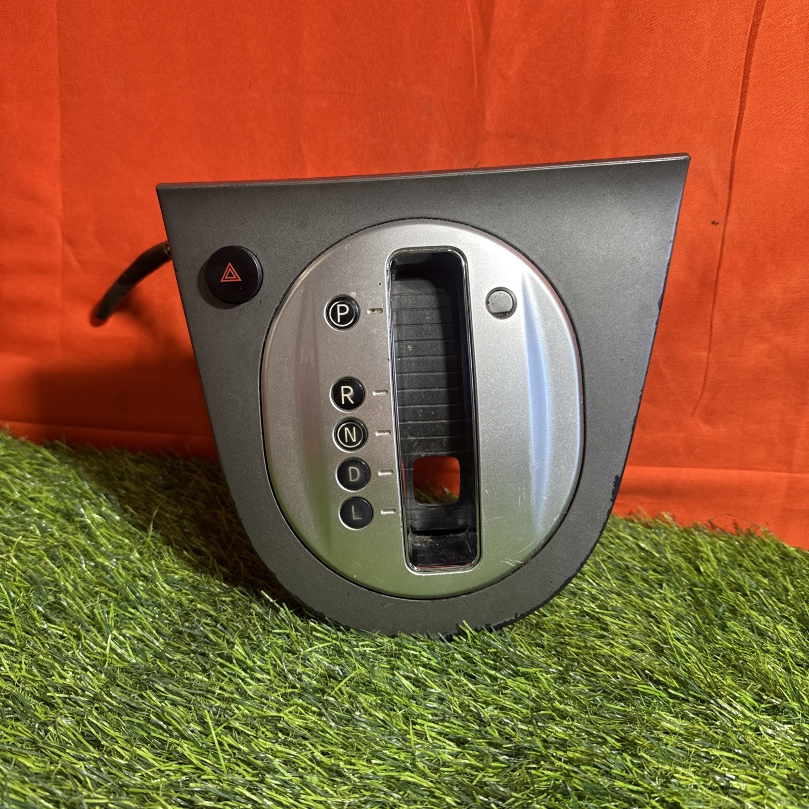 ⭐️ 2007-2010 NISSAN SENTRA AUTOMATIC FLOOR GEAR SHIFTER TRIM BEZEL | OEM