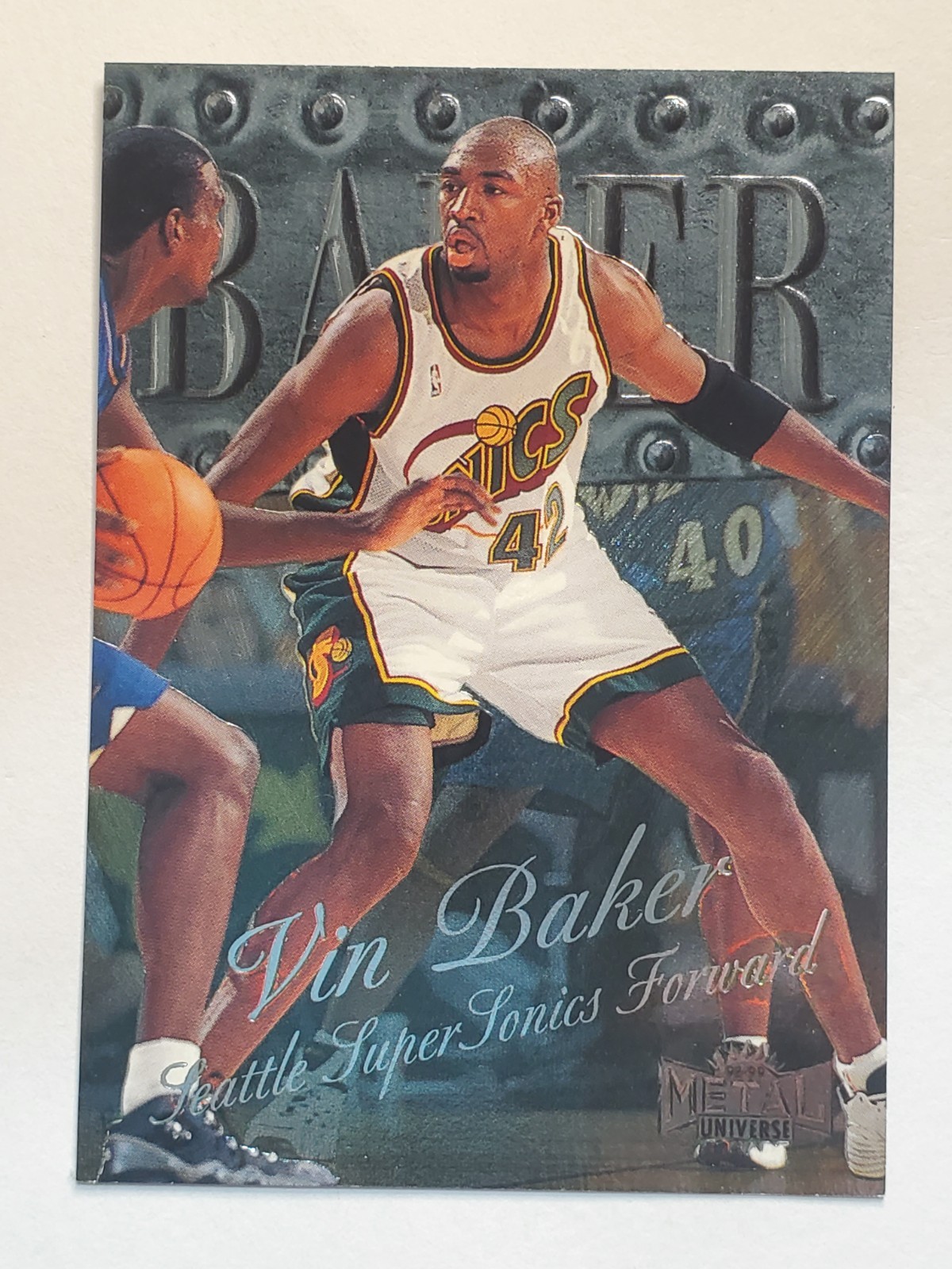 1998-99 Metal Universe #118 Vin Baker ~ Seattle Supersonics