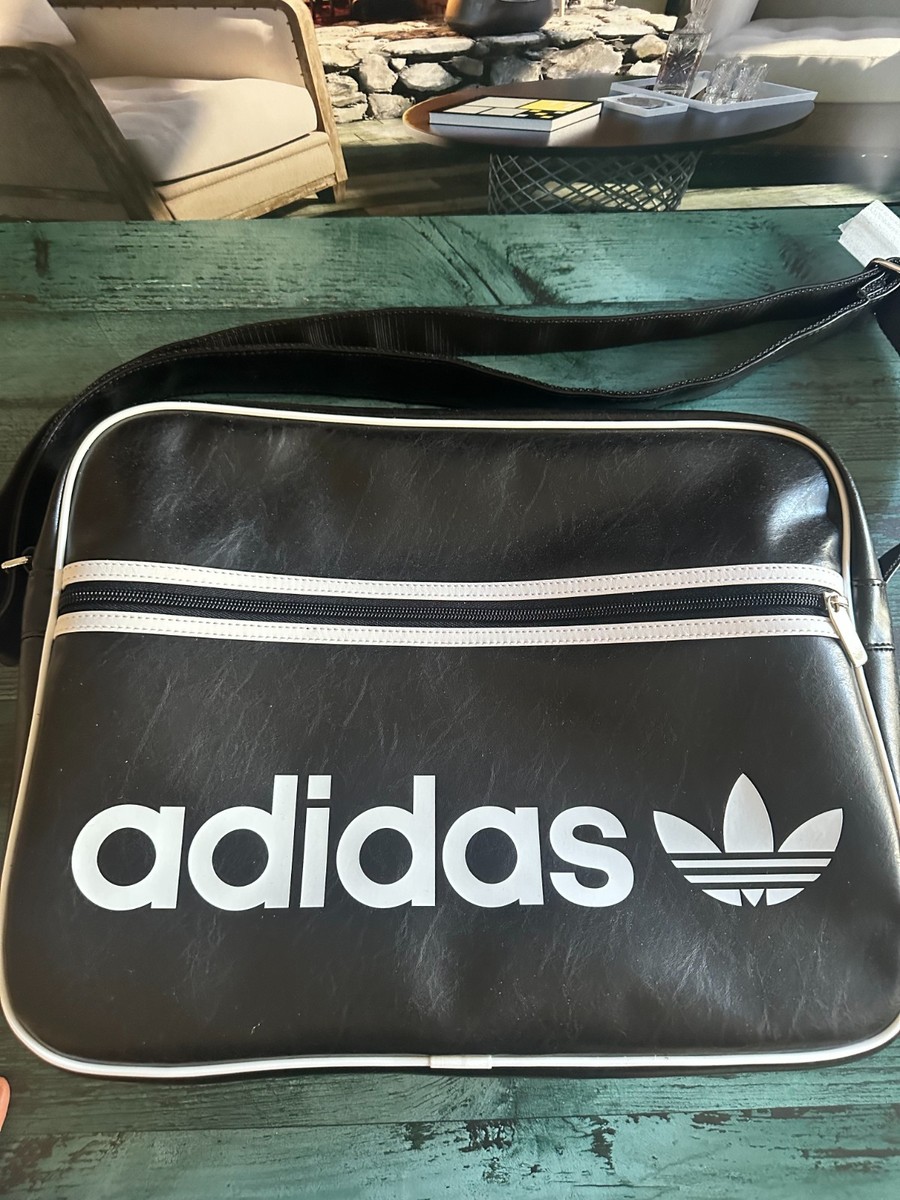 RARE! NEW ADIDAS ORIGINALS VINTAGE TREFOIL AIRLINER BAG ~ JW3346